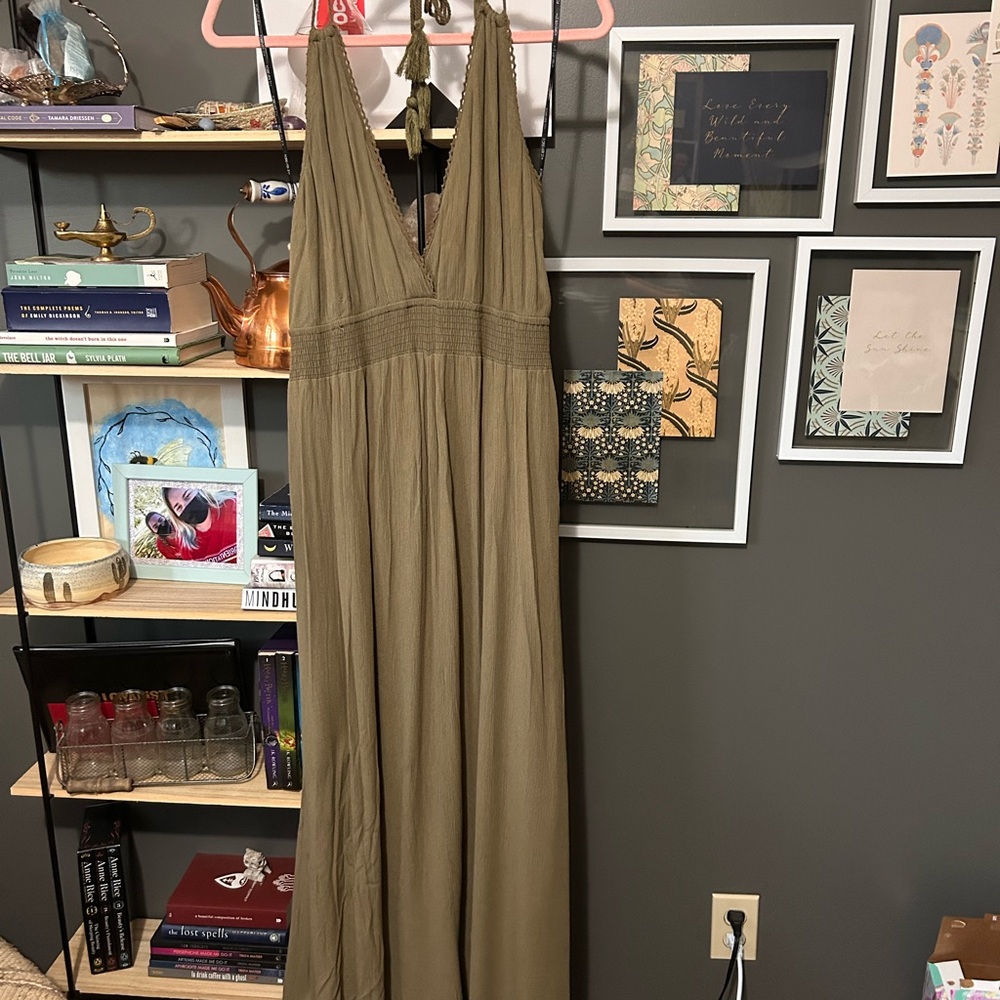 Forever 21 Khaki Green Dress